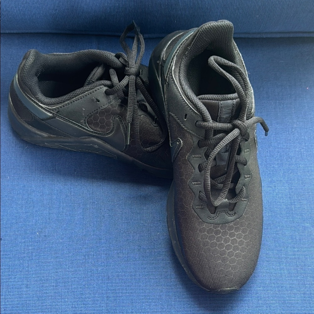 Nike Black Athletic Shoes